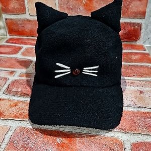 Cat hat by Coco and Carmen